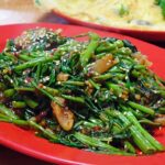 Wisata Kuliner: Menikmati Ayam Geprek Bensu di Palembang