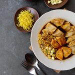 Perbandingan Ayam Geprek Bensu dan Restoran Ayam Geprek Lainnya